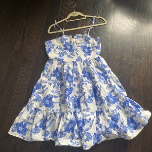 RW & Co Dress Size Medium NWT